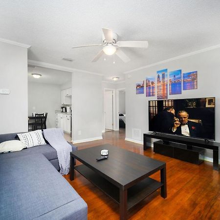 King Bedroom 2Bed1Bath Sleeps 4 Close To Town Center Downtown Beach Mayo Clinic Jacksonville Bagian luar foto