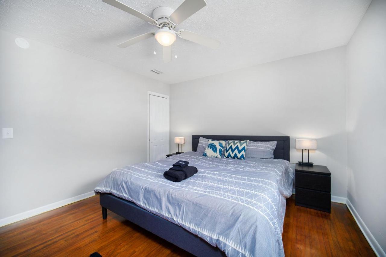 King Bedroom 2Bed1Bath Sleeps 4 Close To Town Center Downtown Beach Mayo Clinic Jacksonville Bagian luar foto