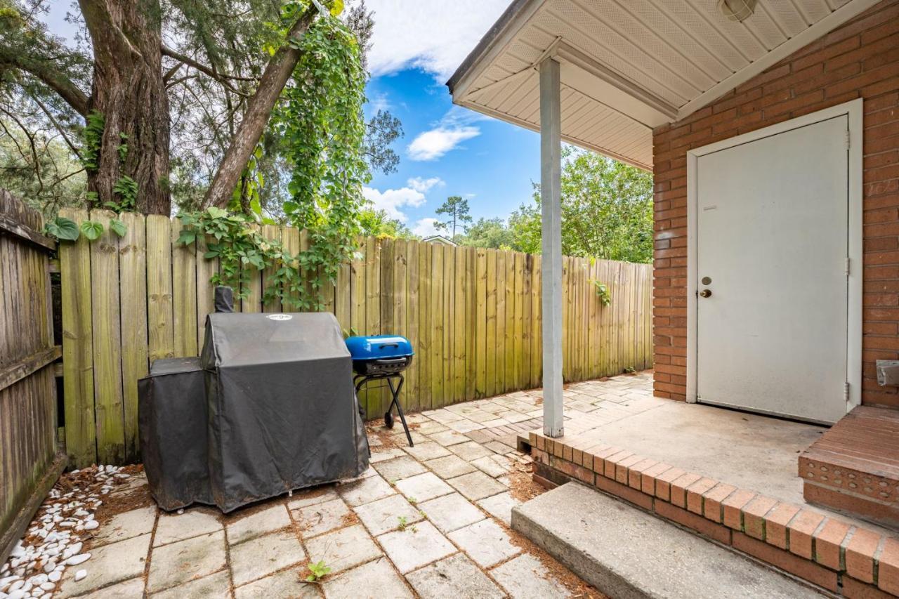 King Bedroom 2Bed1Bath Sleeps 4 Close To Town Center Downtown Beach Mayo Clinic Jacksonville Bagian luar foto